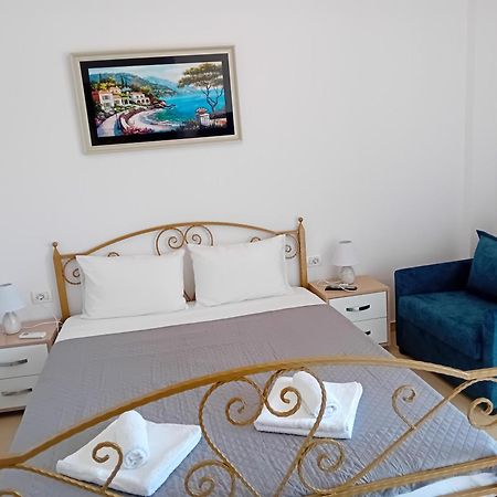 Artur Apartments Himare Exterior photo