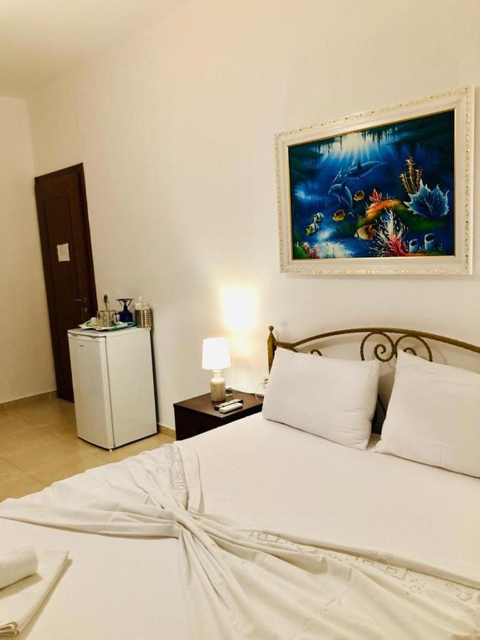 Artur Apartments Himare Exterior photo