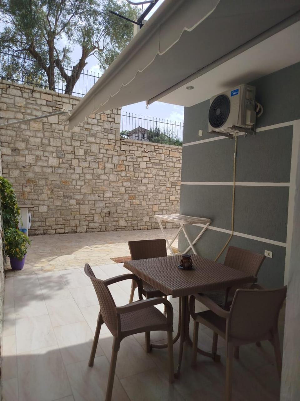 Artur Apartments Himare Room photo